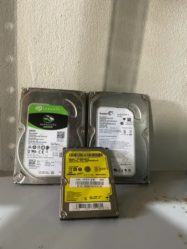 3 HDs 500gb