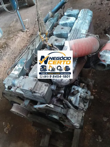 Motor MWM Série 10 6 cilindros em excelente estado