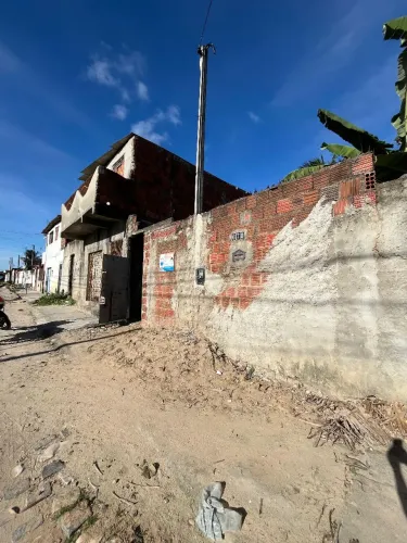 Terreno pra vender com estrutura de casa