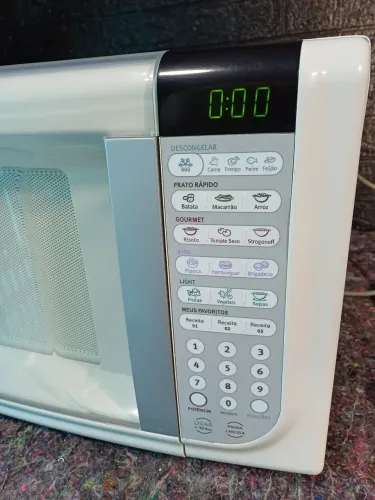 Micro-ondas 31 litros, 3 mês de garantia