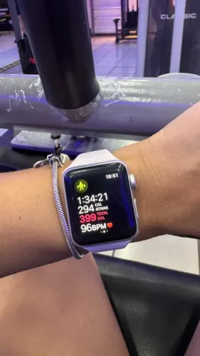Apple Watch Series 3 de 38mm (Modelo A1858)