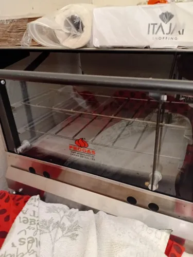 ASSADOR DE FRANGO MAIS MESA DE AÇO INOX MAIS FORNO COM PEDRA PARA ASSAR CARNE E PIZZA 