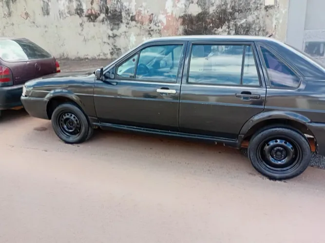 Volkswagen Santana Exclusiv 2.0 MI/ Executivo 2.0i (álcool) 1996