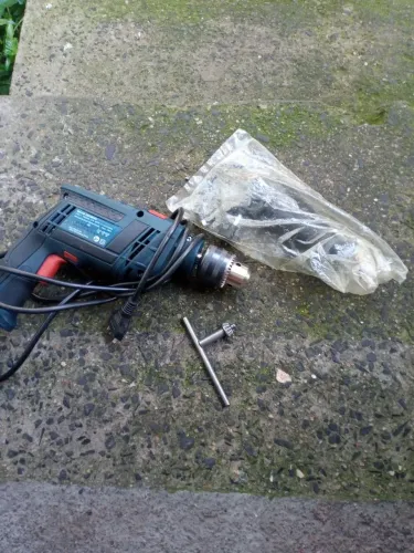 Furadeira Bosch 13re 220v