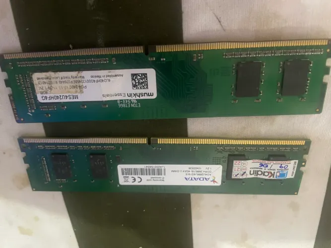 Memoria ddr4. 4GB