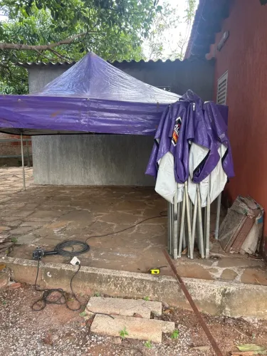 Tenda 700,00 CADA