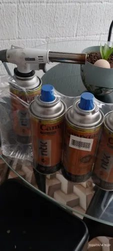 Maçarico com refil de gás 