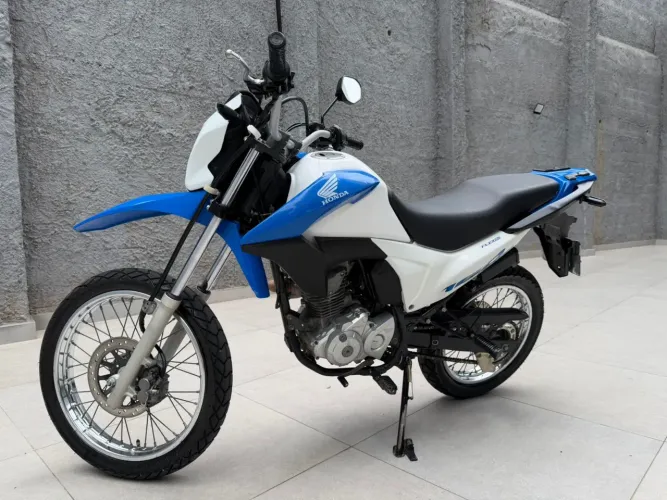 MOTO BROS ESDD, 2017