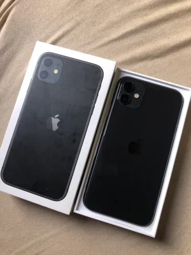 iPhone 11