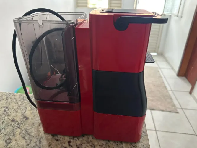 Vendo cafeteira 3 Corações