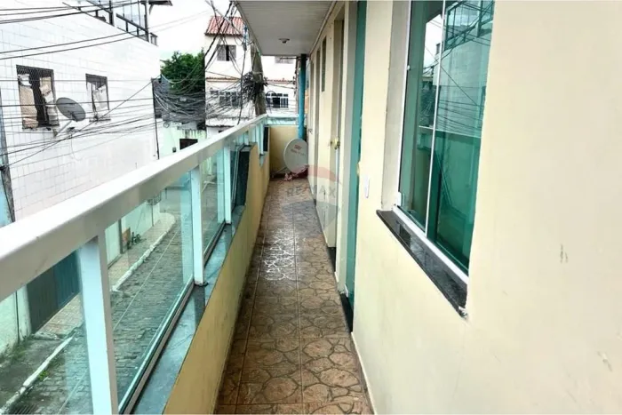 ``Prédio Inteiro à Venda: 3 Andares, 5 Apartamentos, Lucro Garantido! ´´