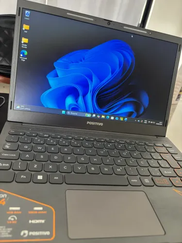 Notebook positivo vision c14 - perfeito estado