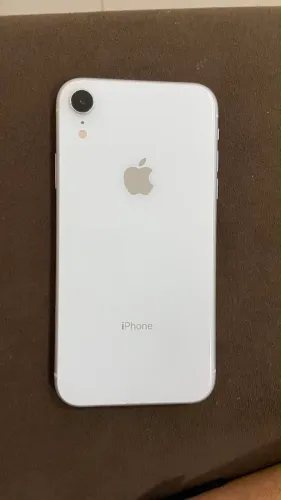 iPhone XR 128GB branco