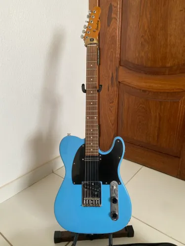Telecaster Strinberg + Pedaleira Gt10 Boss