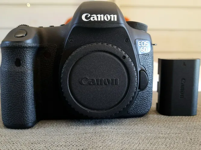 Câmera Canon EOS 6D 54 mil clicks