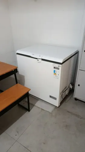 Freezer horizontal 309 litros NOVO