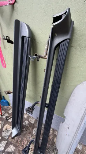 Estribo lateral Pajero Sport 2000