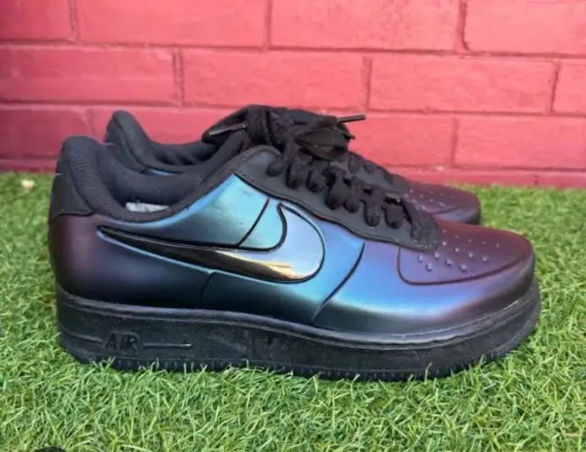 Nike air force 1 Preto furta cor (iridescente)