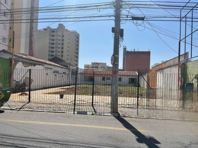 Excelente Terreno Comercial, no Centro de Taubaté
