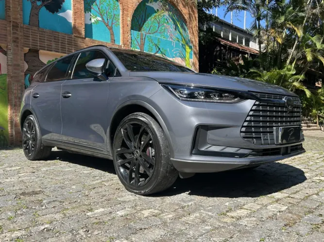 BYD Tan EV 4X4 (elétrico) 2023
