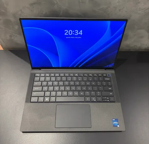 Dell Precision 5470 - Intel Core i9 vPRO| 32GB RAM | 512GB NVMe | NVIDIA RTX A1000