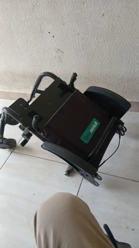 Cadeira de rodas monobloco ortomobil com almofada de ar delamed 