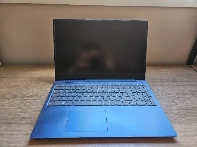 Lenovo IdeaPad 330S Ryzen 5, 12GB RAM, SSD NVMe 240GB + SSD 1TB