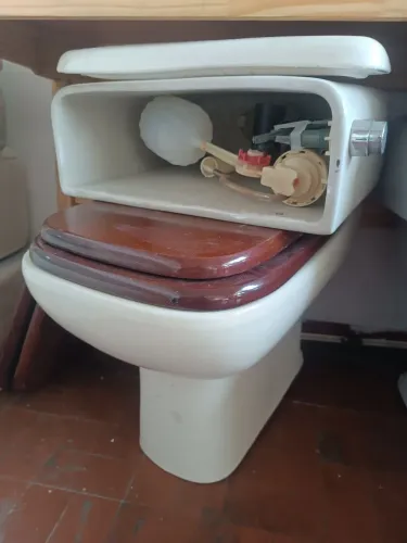 Privada acoplada completa bege