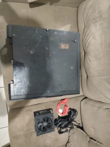 Vendo PC de mesa (Somente CPU + Teclado) Analiso troca por Bike aro 26 e 29