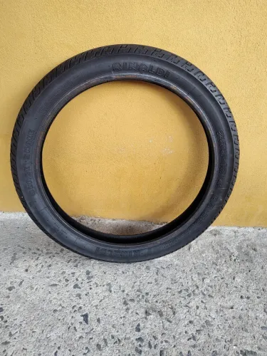 Vendo pneu de câmera Rinaldi novo 