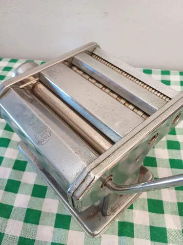 Máquina manual de fazer macarrão caseiro