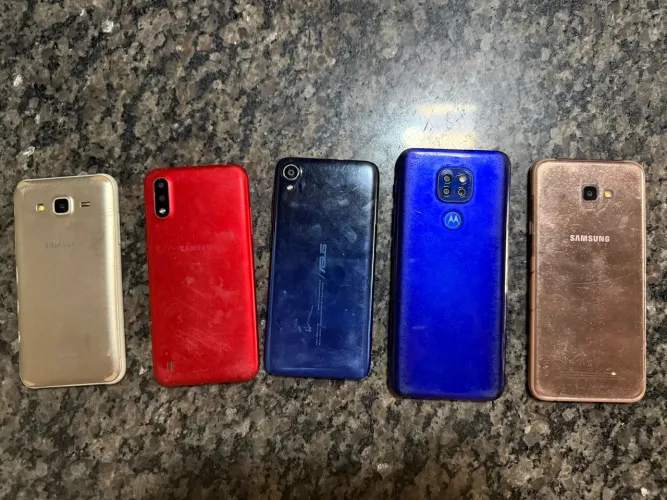 Lote  de Celulares 5 para retirada de peças 