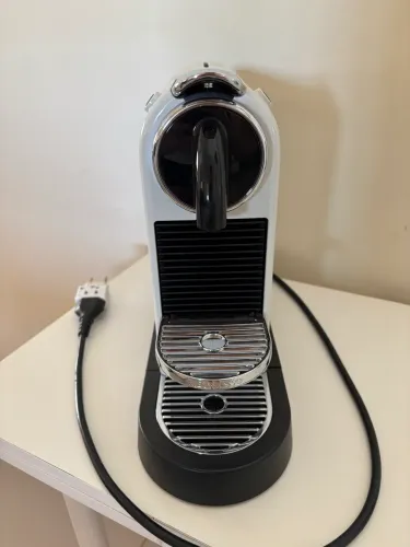 Cafeteira Nespresso Citiz