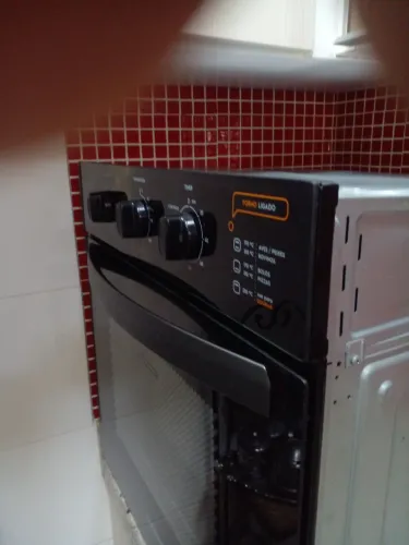 Forno elétrico continental de embutir 220 v novo.
