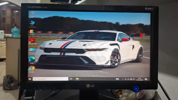 Monitor LG Flatron L177WS de 17 polegadas com entrada vga