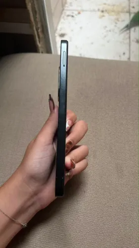 Vendo celular seminovo - 400