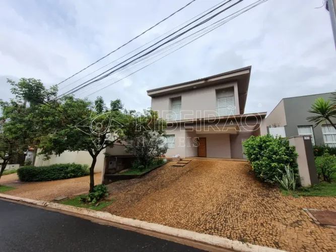 Casa sobrado em Condomínio com 4 suítes no bairro Jardim San Marco