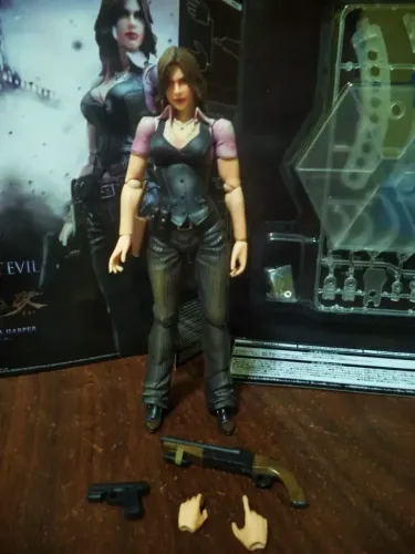 Play arts Kay Resident Evil figure