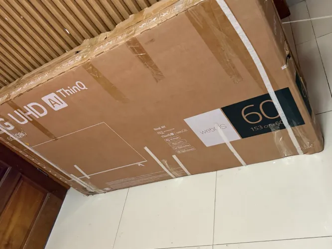 Tv smart LG 60 pole polegadas LG ultra 4k na caixa