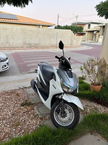 Yamaha Fluo 125 Hybrid