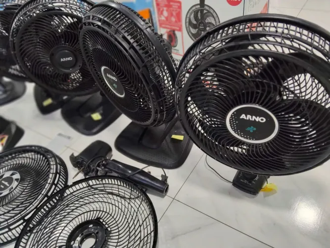 Lote de Ventiladores ARNO - Para Retirada de Peças | Todos Conservados