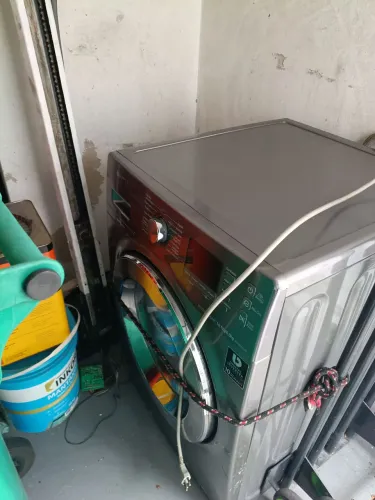 Máquina de lavar seca 10kl valor 250 ela está funcionando mais precisa arrumar
