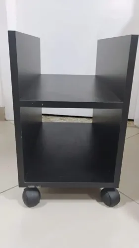 Suporte para CPU com Rodízios em MDP Preto 40x40x24cm