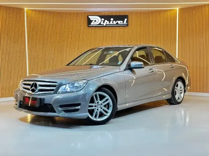 Mercedes-Benz C-180 CGI Sport 1.6 TB 16V 156cv Aut. 2014