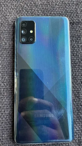 Samsung  A71