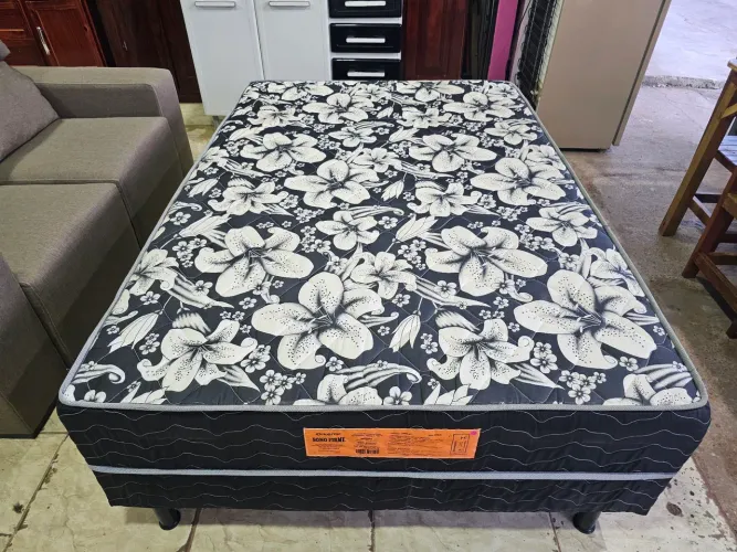 Cama unibox conservada Semi-ortopedica