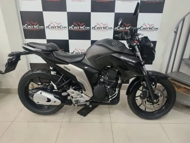Fz 25 ABS top de linha moto toda revisada.