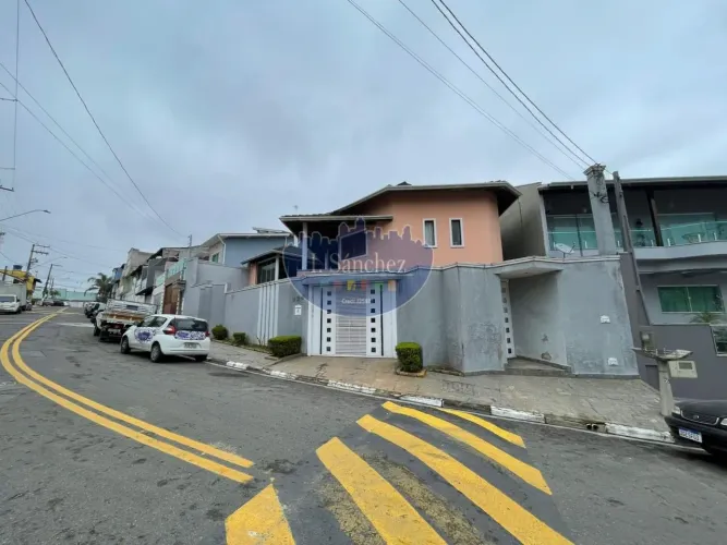 Casa em Condomínio para Venda em Itaquaquecetuba, Jardim Serra Dourada, 4 dormitórios, 4 s