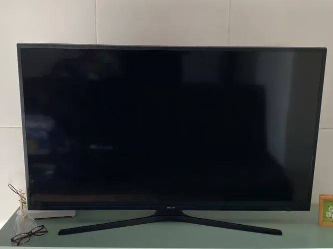 Smart TV Samsung 4K 49? novinha