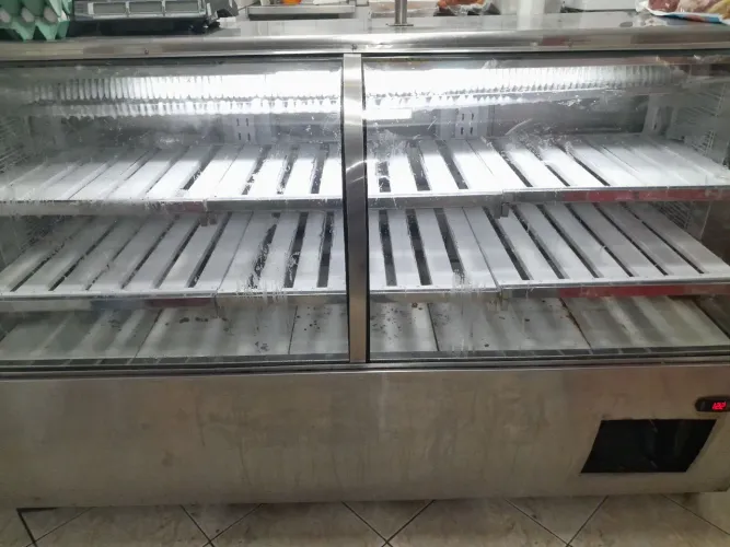 Balcão refrigerado 220watts